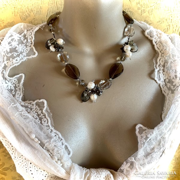Beautiful vintage mineral true pearl, crystal necklaces, true pearl, mother of pearl,
