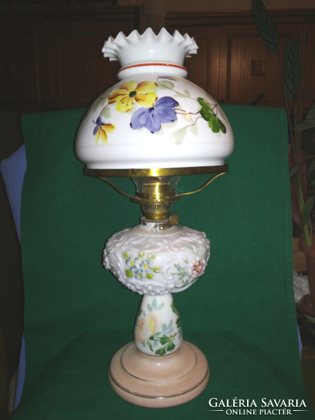 Antique knobby kerosene lamp