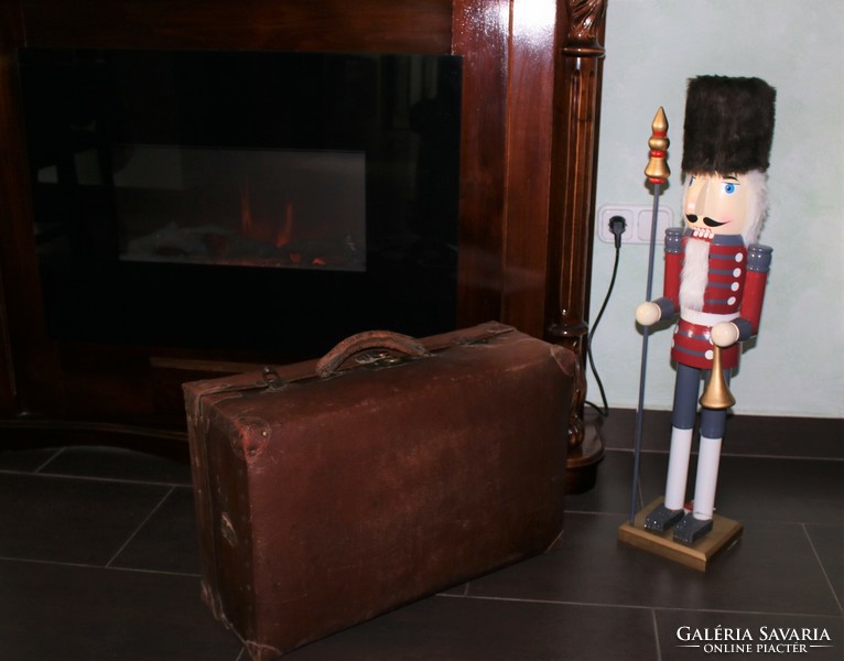 Antique suitcase, suitcase, travel bag in found condition, 56x35x22 cm