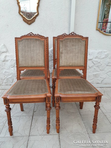 Antik klasszicista stílusú kárpitos székek