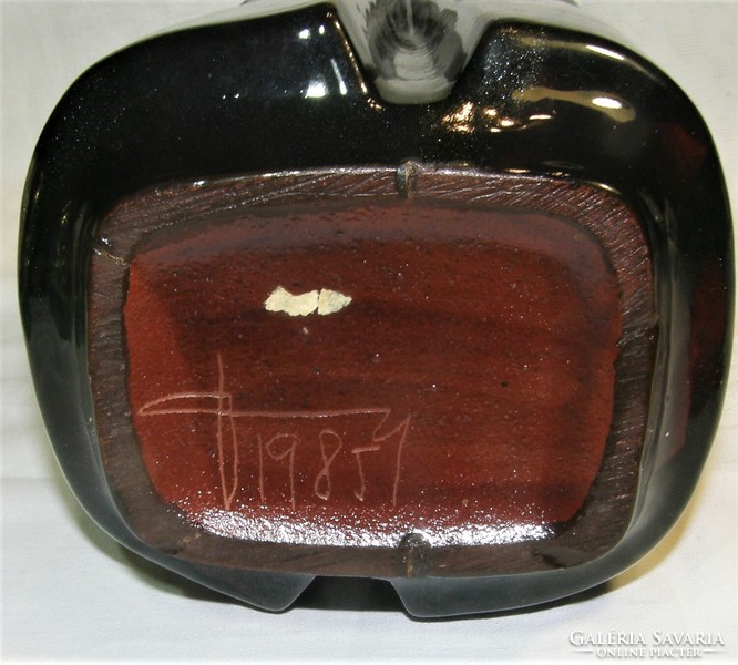 Gyula Végvár ceramic vase - 35 cm