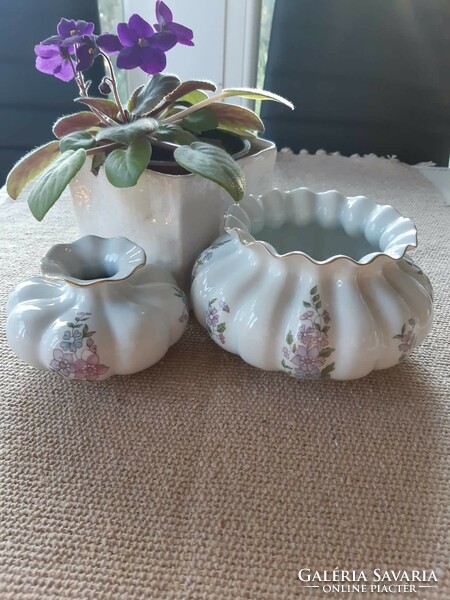 Pair of very nice, chipped Zsolnay vases at a very good price.