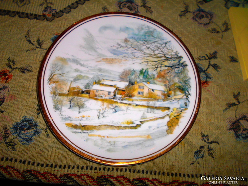 English porcelain decorative plate 21.5 cm