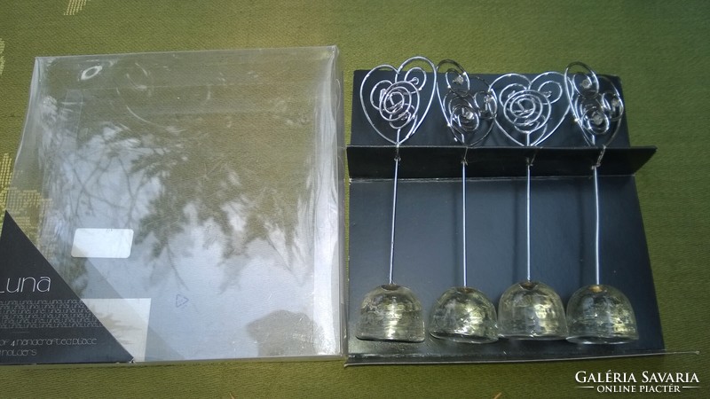 Business card heart-table accessory, also as a gift