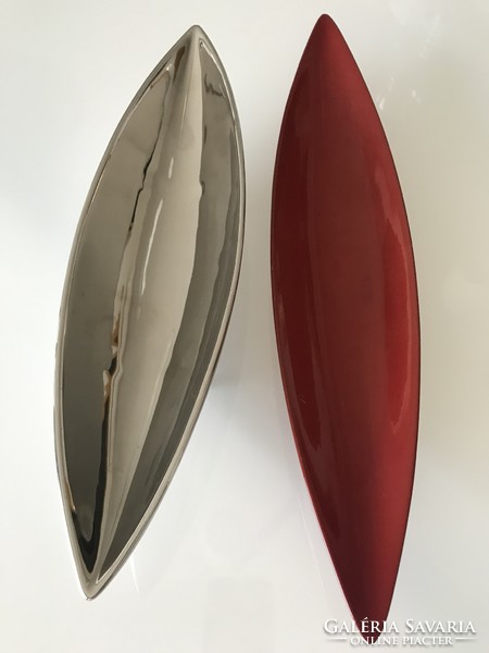 Asztali kínáló polírozott fémből, M Collection, 36,5 cm hosszú