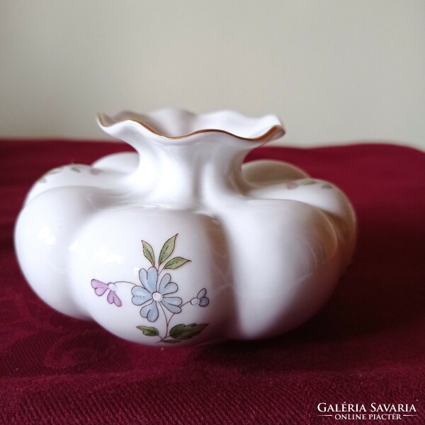 Zsolnay flower-patterned tomato pot, vase