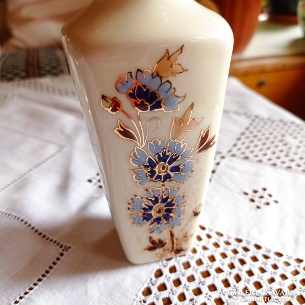 Zsolnay vase with cornflower pattern, 14.5 cm high