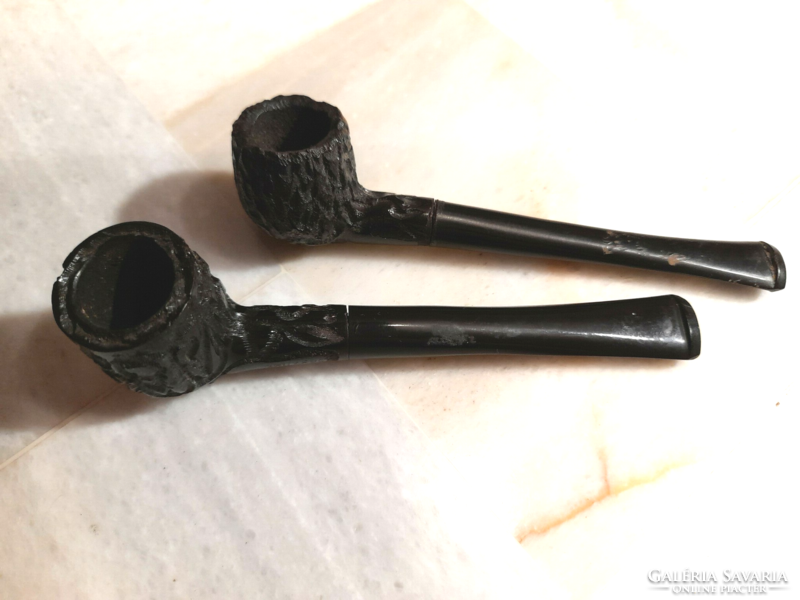 Bruyere marked old carved pipes