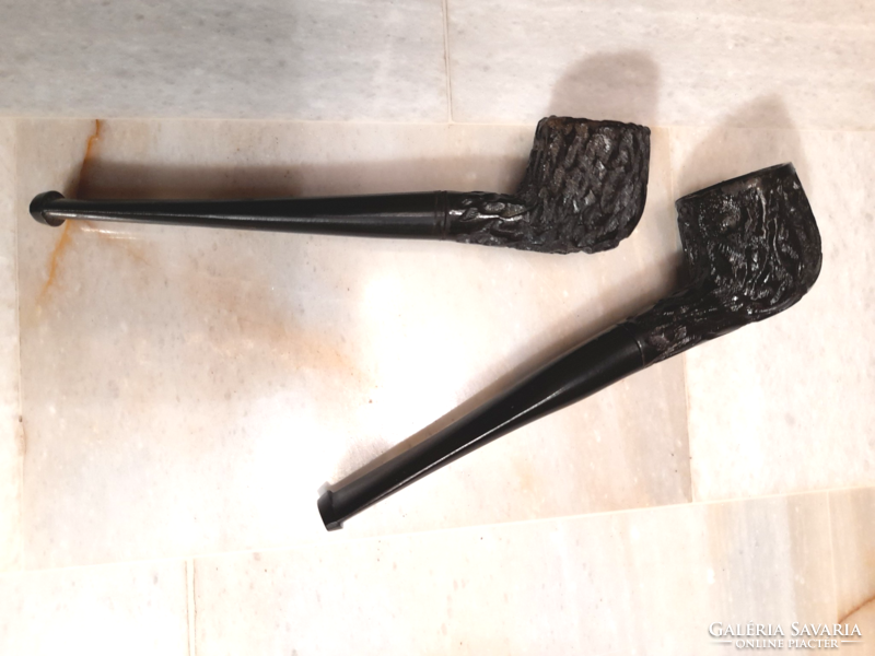 Bruyere marked old carved pipes