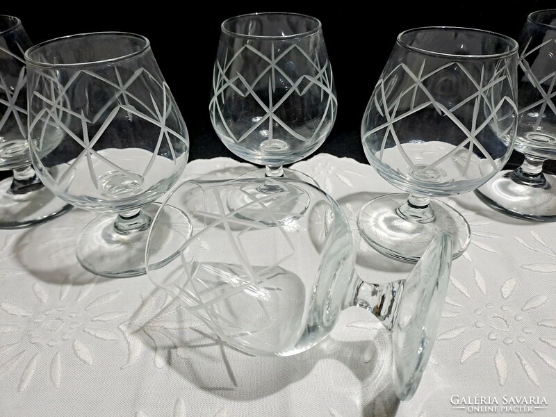 6 pcs of very nice polished cognac glasses