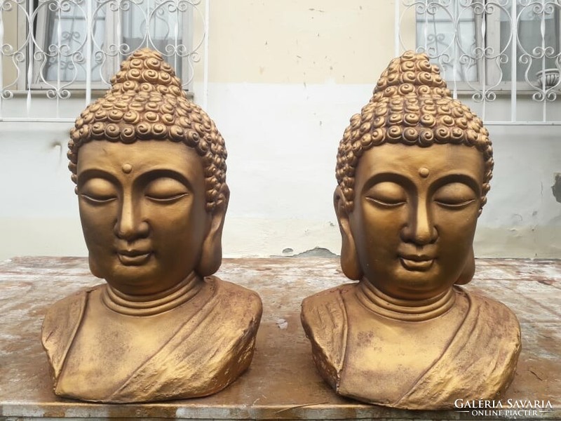 2 db. Buddha fej / szobor.