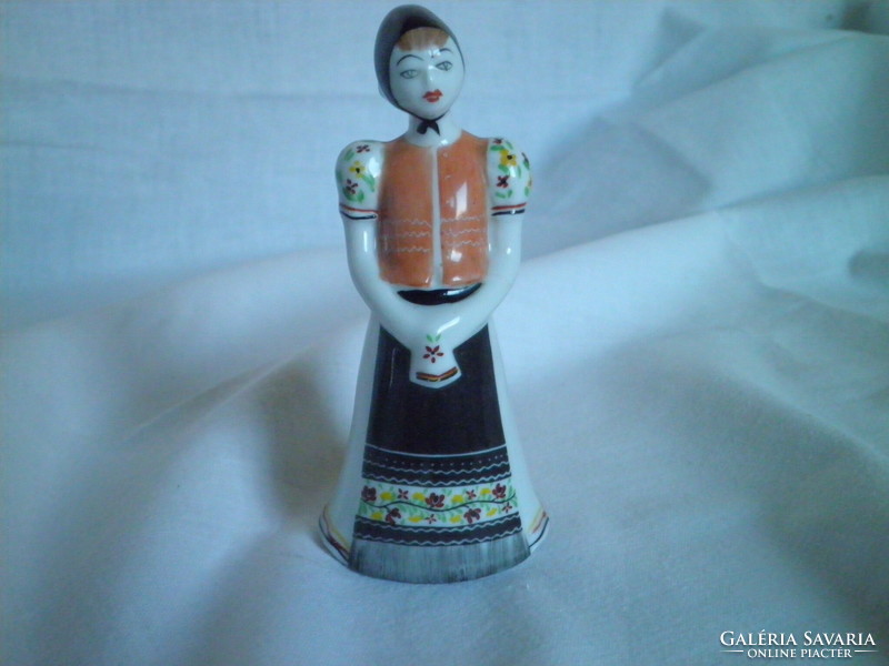 Hollóháza porcelain matyó girl figure is small