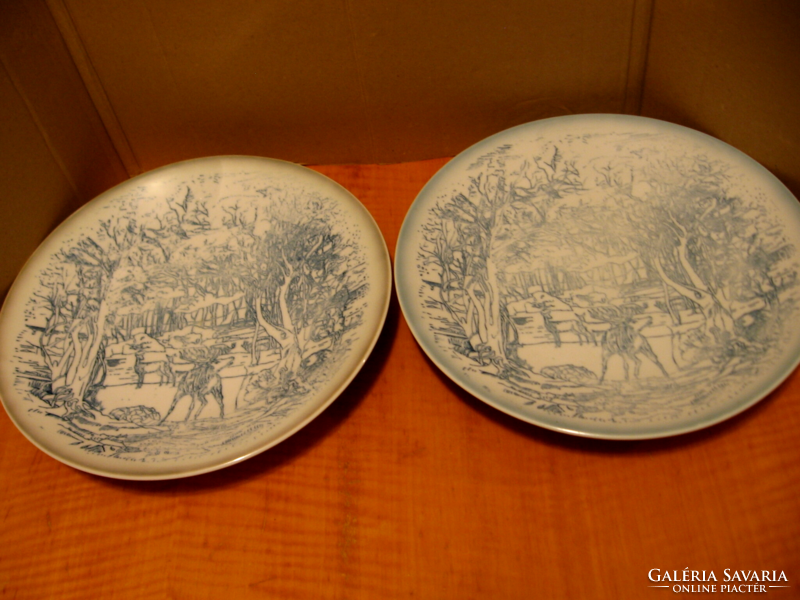 Rare Zsolnay forest deer landscape wall plate solo and a pair
