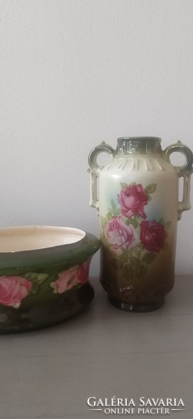 Rózsás váza és tál