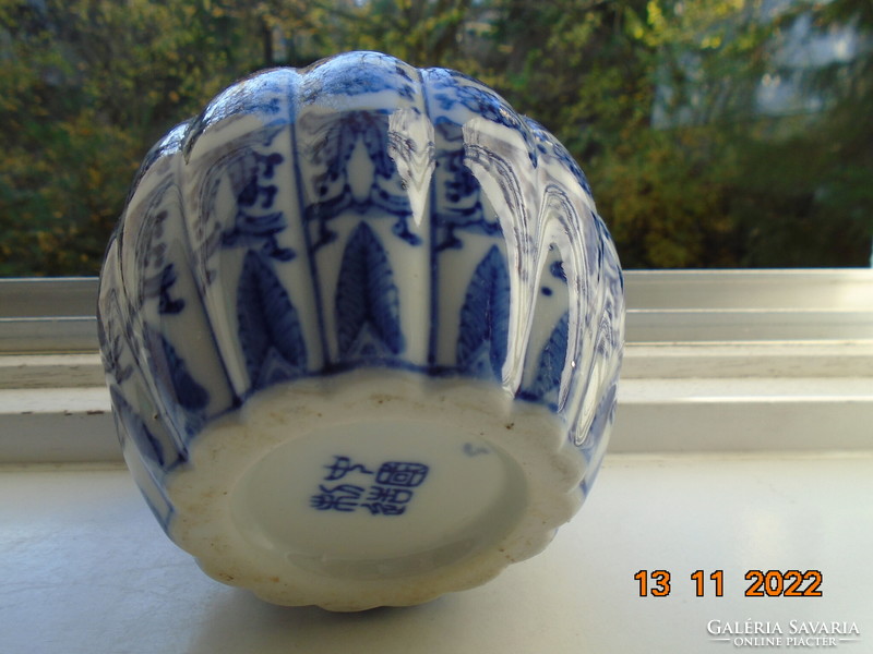 Hand-painted cobalt blue underglaze Chinese fluted vase with lid - hand-marked 4 characters