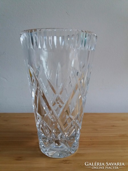 Etched glass, crystal vase 16 cm