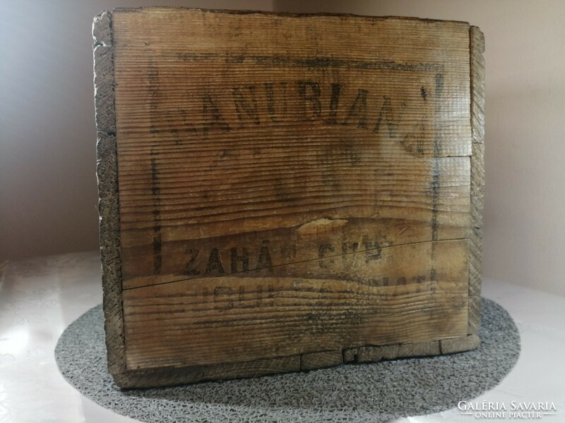 Danubiana wooden chest, sugar chest