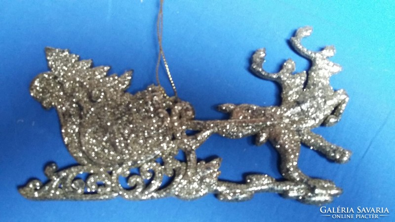 Arany és ezüst színű csillámos karácsonyfadísz: szán szarvassal és madár