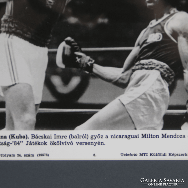 Mti press photo - Havanna- Imre Bácska's hit against Milton Mendoza -