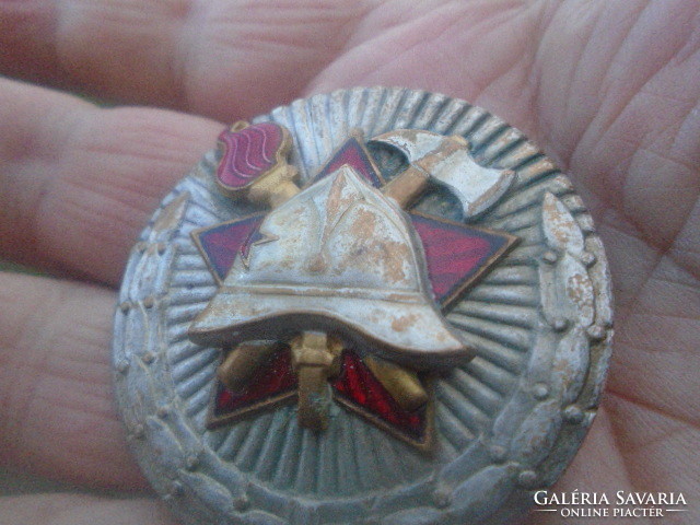 Antique pin/badge/ 4.5 x 4.5 very old