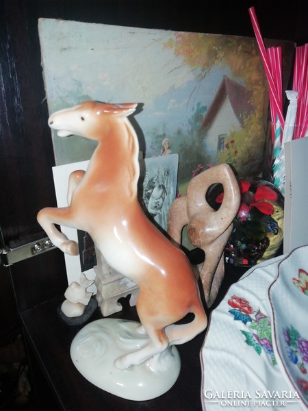 Royal dux ló porcelán hibátlan állapotban