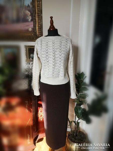 White hand-knitted 38-40 peacock pattern, vintage pullover with lurex thread, boat neck