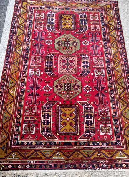 Hand-knotted Persian rug. 170 X 250 cm
