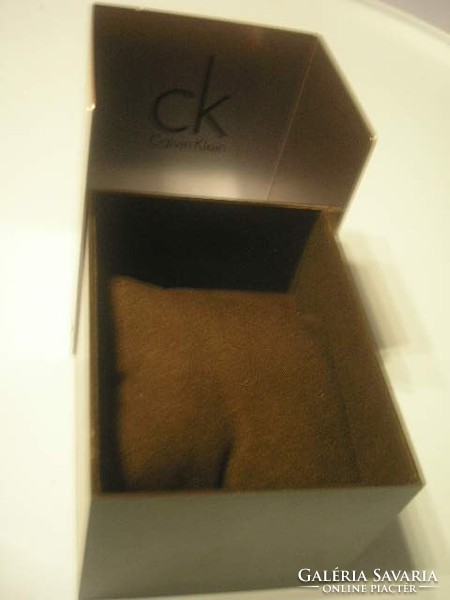E5 Calvin Klein ródiumos Usa vízálló karóra + fém dobozával speciális lágy esésű fém szövet szijjal