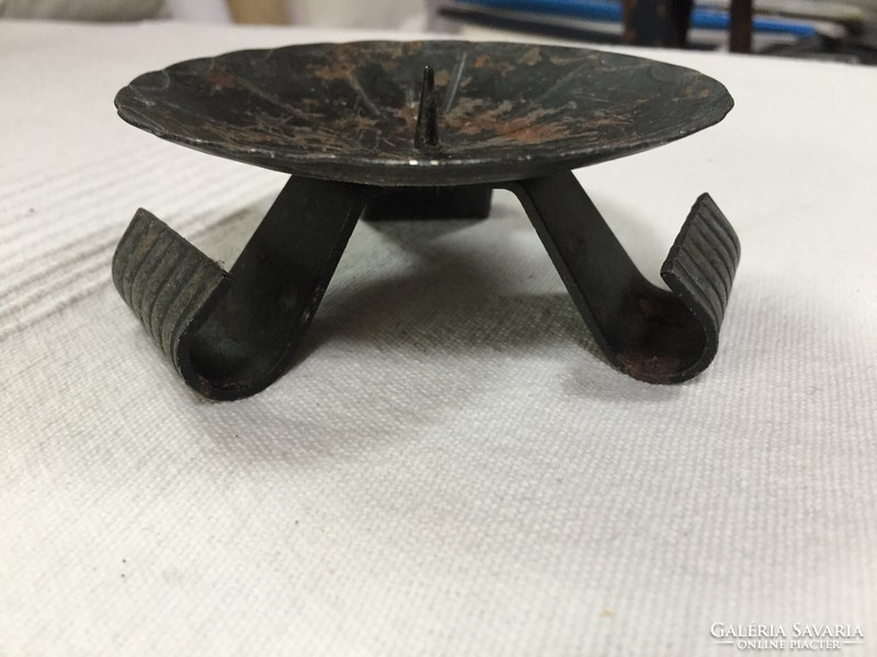 Craftsman metal candle holder for a large candle, in mint condition