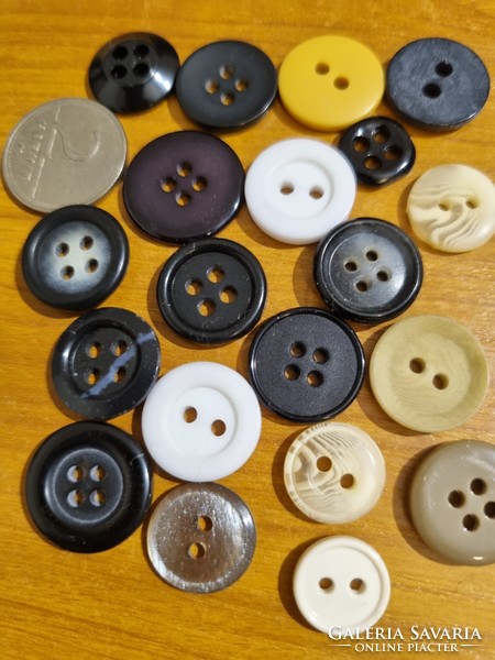 Vintage button package 20 pcs.- Os (1817)