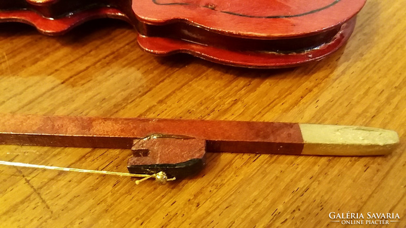 Karácsonyfadísz fa hegedű alakú dísz vintage hangszer 25 cm