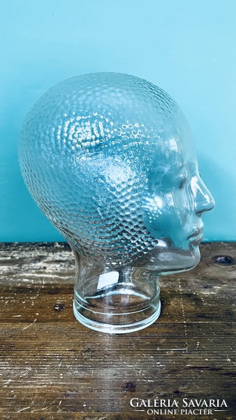 Design glass head