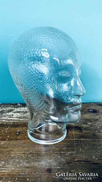 Design glass head