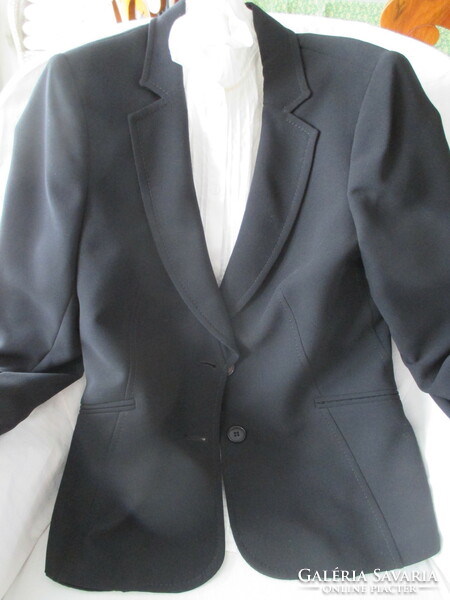 Elegant black slim blazer, size 40. Zara.