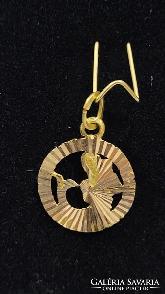 14 K gold horoscope pendant 