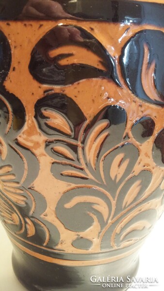 Korondi váza, barna-fekete,  21 cm