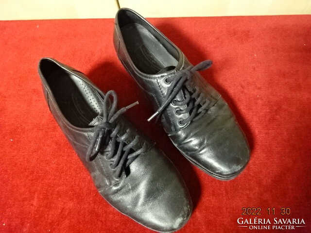 Medicus women's black leather shoes, heel height 3.5 cm. He has! Jokai.