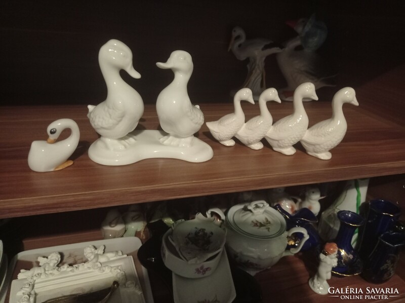 Snow white porcelain duck figurine collection