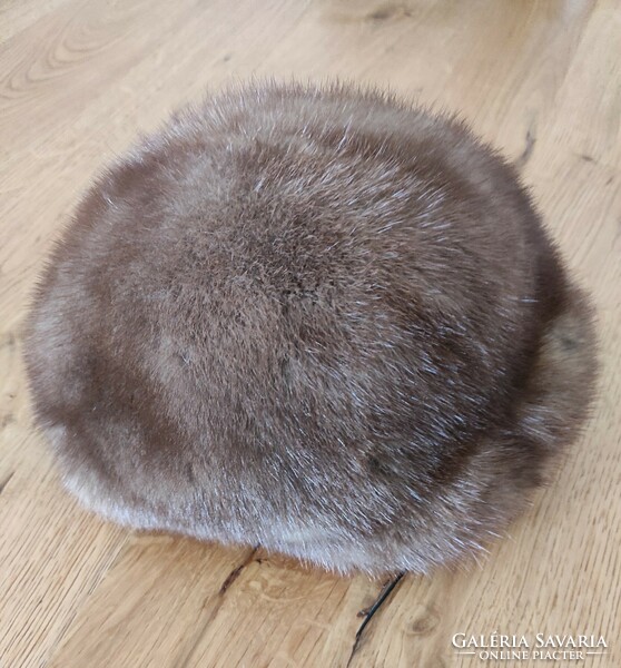 Brown mink women's hat