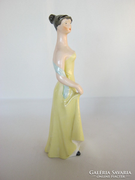 Drasche Kőbányai porcelán sárga ruhás lány