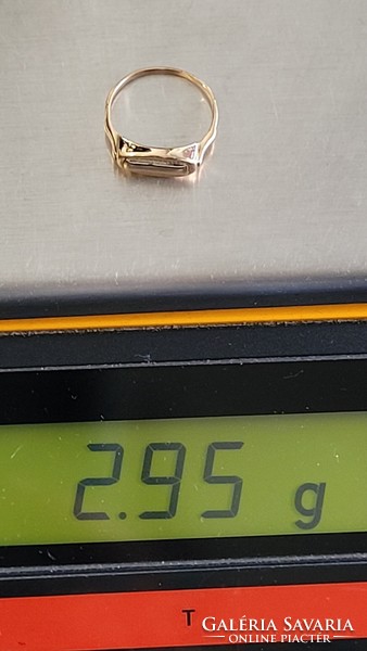 14 K arany gyűrű 2,95 g