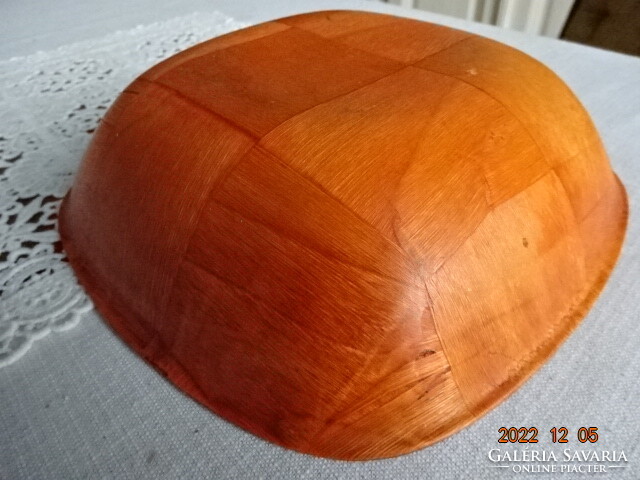 Pressed wooden bowl, rectangular. He has!