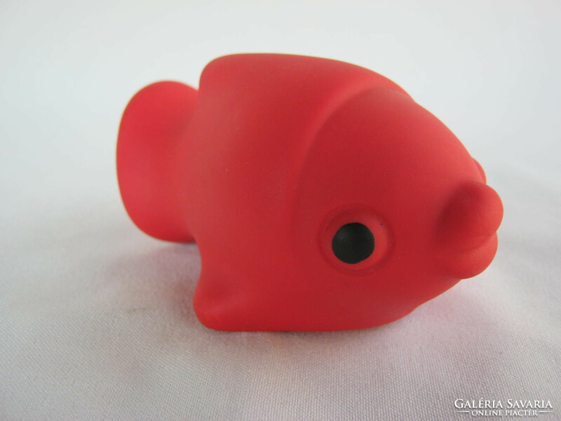 Fish retro beeping beeping rubber toy