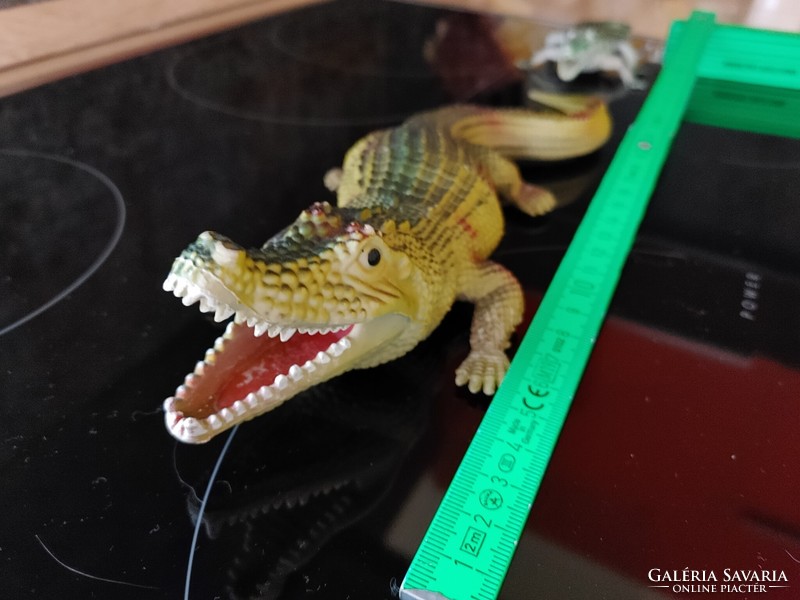 Játék műanyag krokodil aligátor állatok