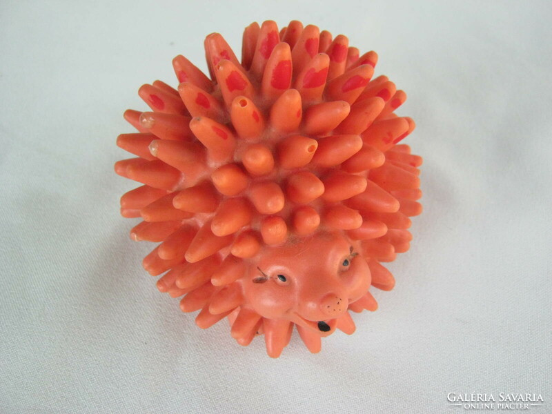 Plastolus retro rubber toy hedgehog