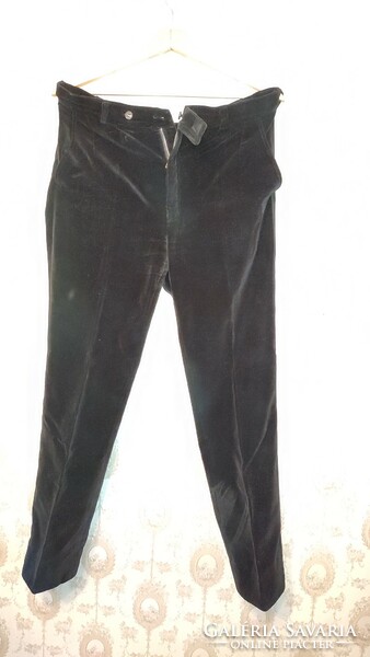Black velvet women's trouser suit