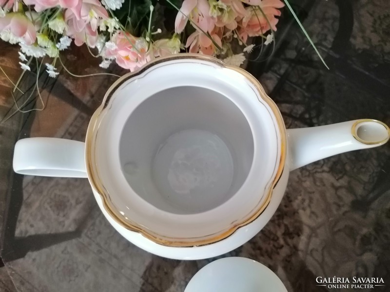 Kahla white teapot