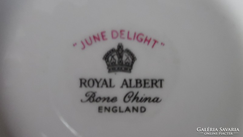 Royal Albert June Delight  sorozat  cukortartója