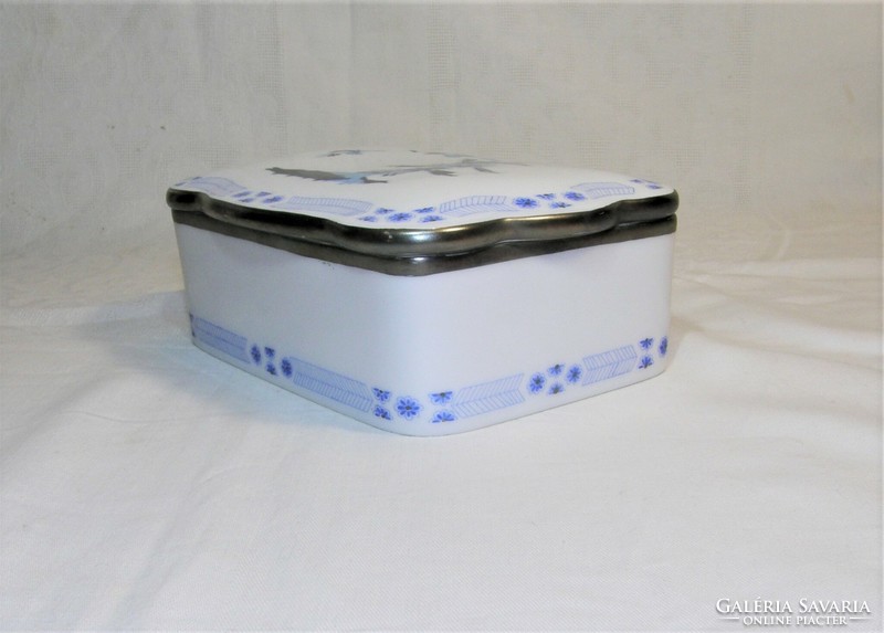 Herend Malév porcelain box - bonbonnier - jewelry holder
