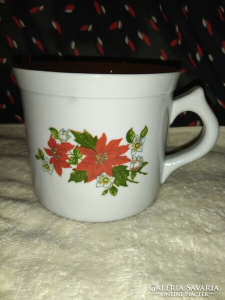 Zsolnay large porcelain mug with Christmas flower pattern